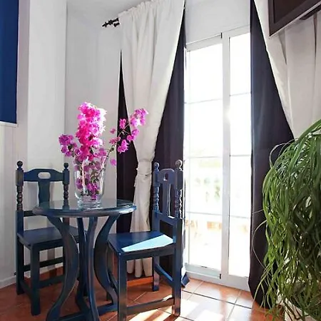 Doce Lunas Beauchic Otel 2*